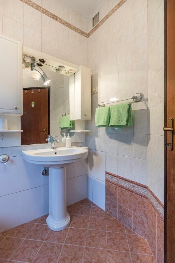 Apartment Danijela I Pula Luaran gambar